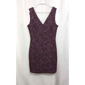 Women's Holiday Sheath Dress Size 10 Sleeveless V Neck Textured Floral Festive